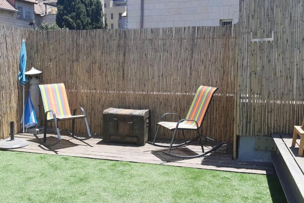 Private Swimming Pool ! דירת סטודיו קטנה עם בריכה פרטית * Meqor Hayyim