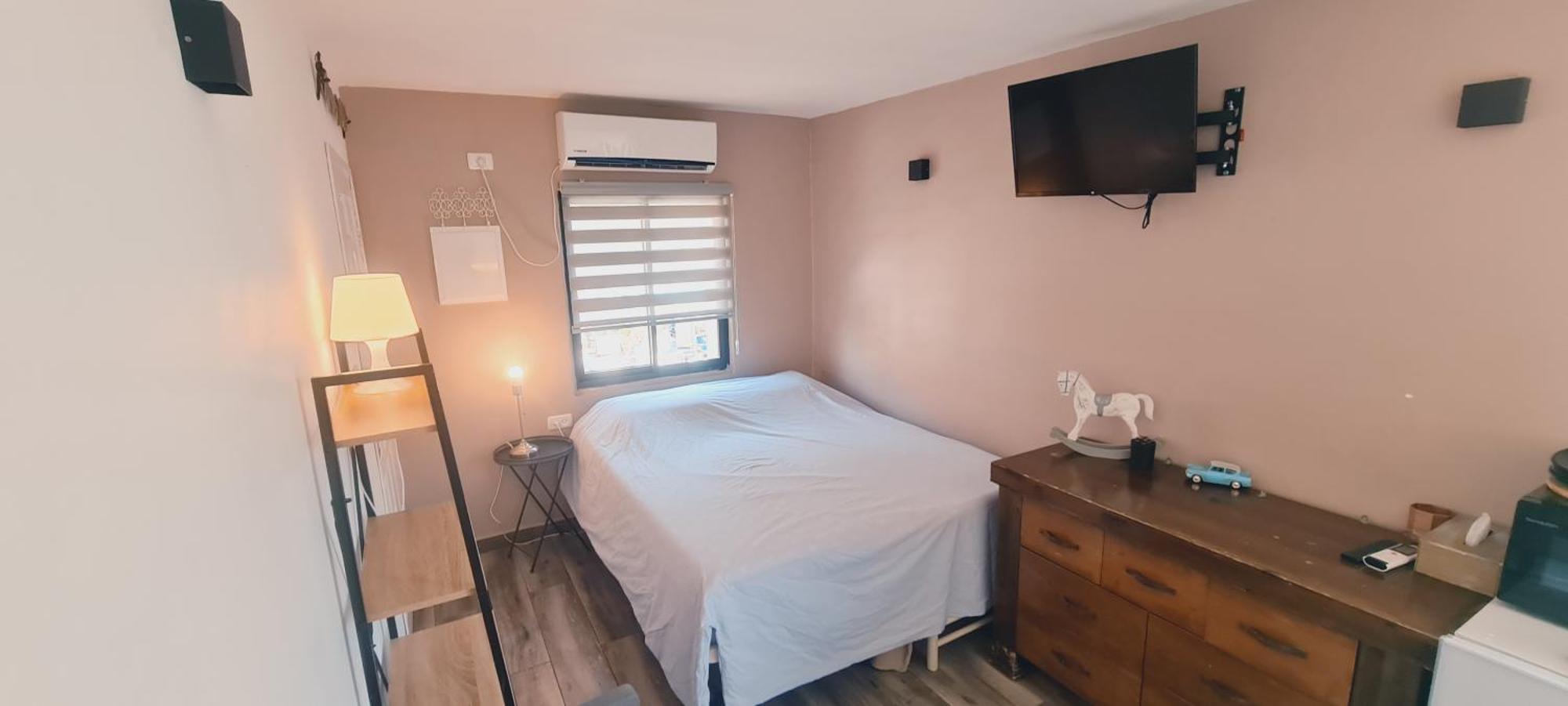 Private Swimming Pool ! דירת סטודיו קטנה עם בריכה פרטית Apartment *